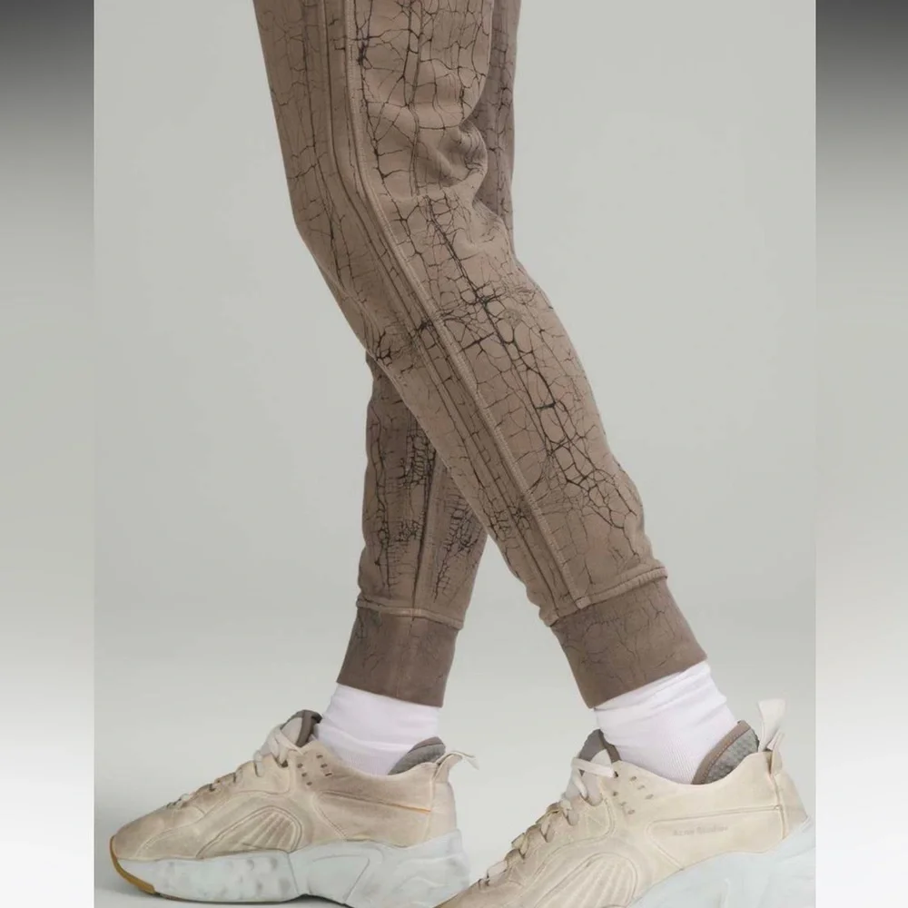 Lululemon Warm Down Jogger *7/8 Length Pants Size 2 - Picture 9 of 10